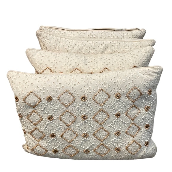 Kim Seybert Living Wood Beads Geometric Eyelet Lace Feather's Throw Pillow Beige